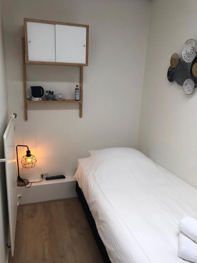 Hotel-Restaurant De Walvisvaarder Hollum  Eksteriør billede