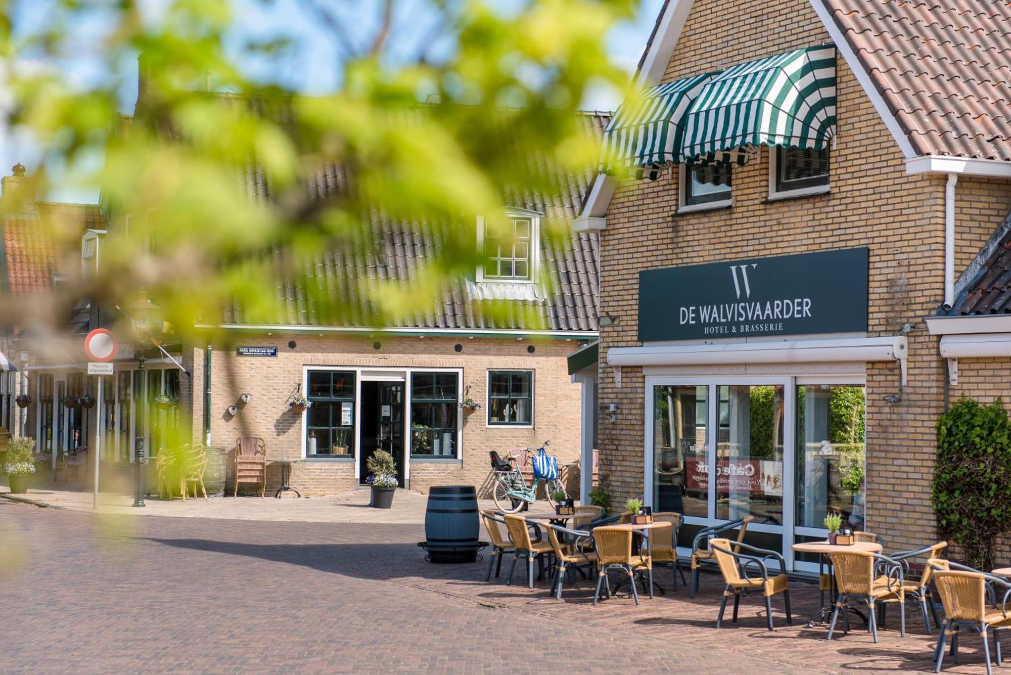 Hotel-Restaurant De Walvisvaarder Hollum  Eksteriør billede